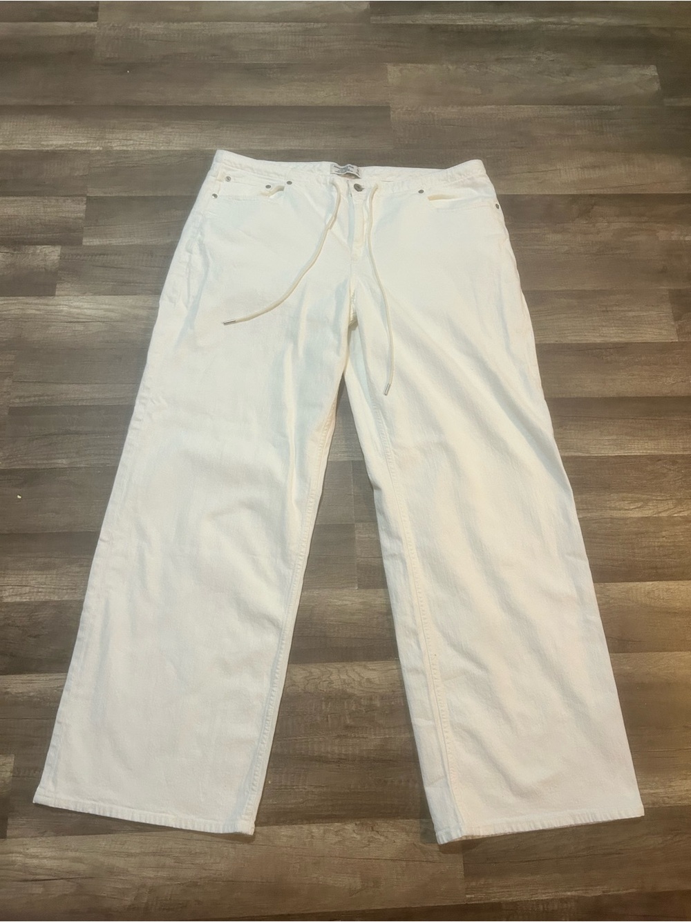 Abercrombie & Fitch Women’s Low Rise Ultra Loose Linen-Blend Denim Pants Size 33